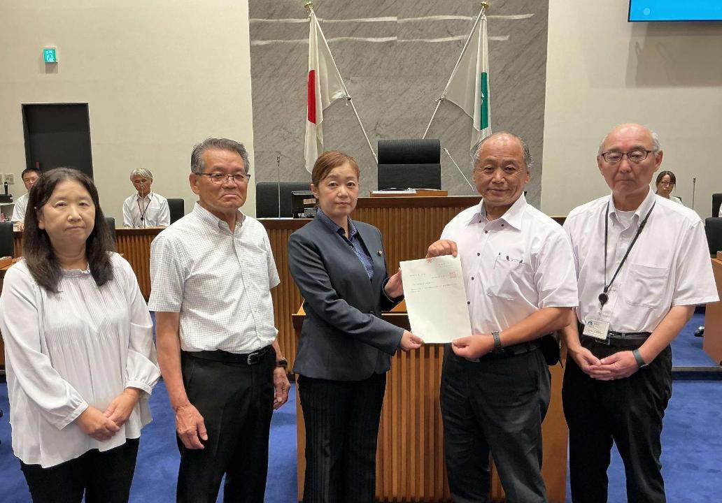 令和7年度決算特別委員会 意見書