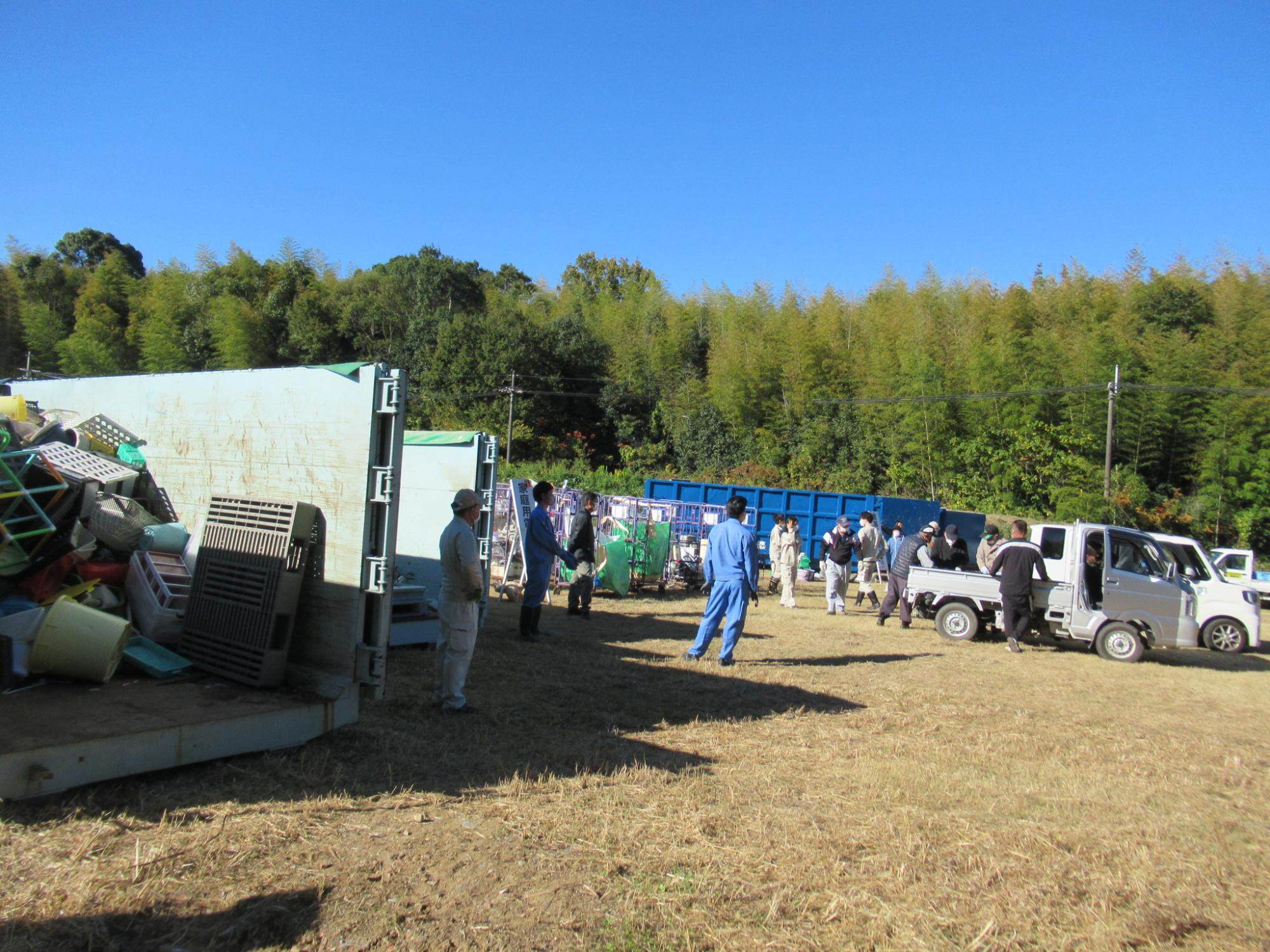 資源物拠点回収の様子