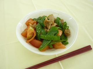 カリカリ豚とトマトの甘酢和え完成写真