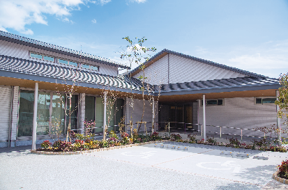 加東市南山活性化支援施設ミナクル外観