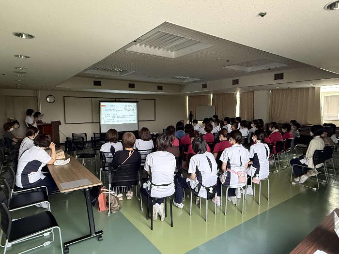 看護実践発表会の様子のイメージ