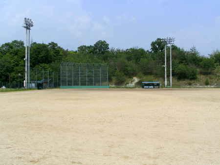 東条野球場