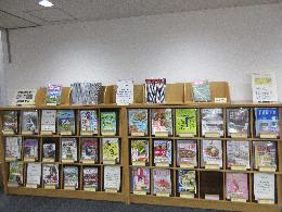 中央図書館 雑誌コーナー