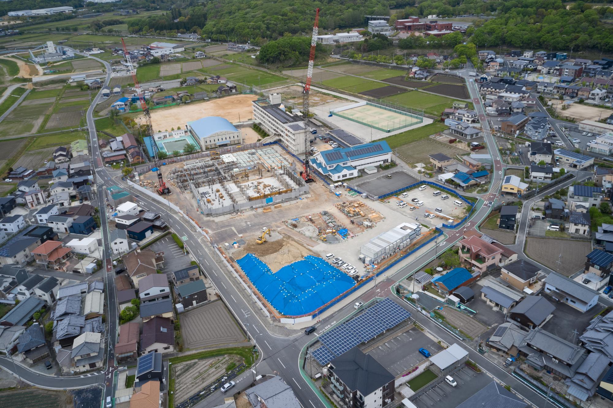 工事進捗　令和8年4月末　南東側上空からの写真