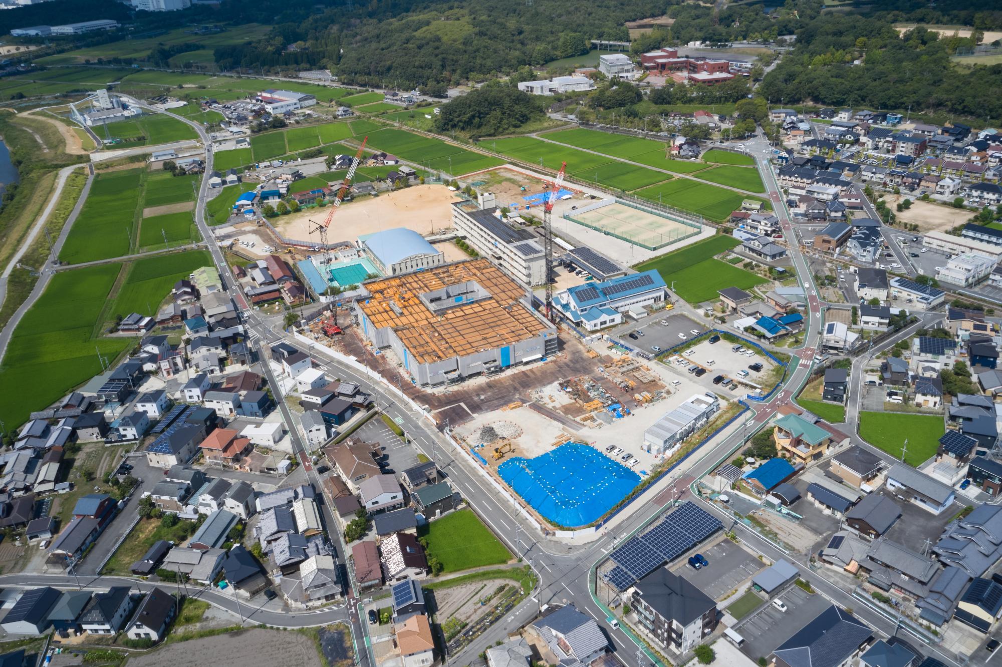 工事進捗　令和8年8月末　南東側上空からの写真